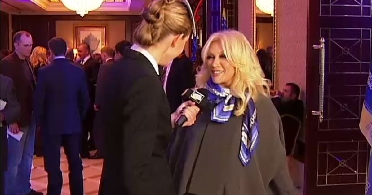 Повалій відмовиться від улюблених декольте в Раді