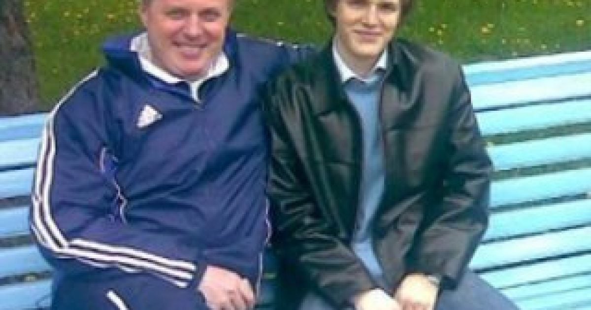 Різак заради правди готовий ексгумувати тіло сина