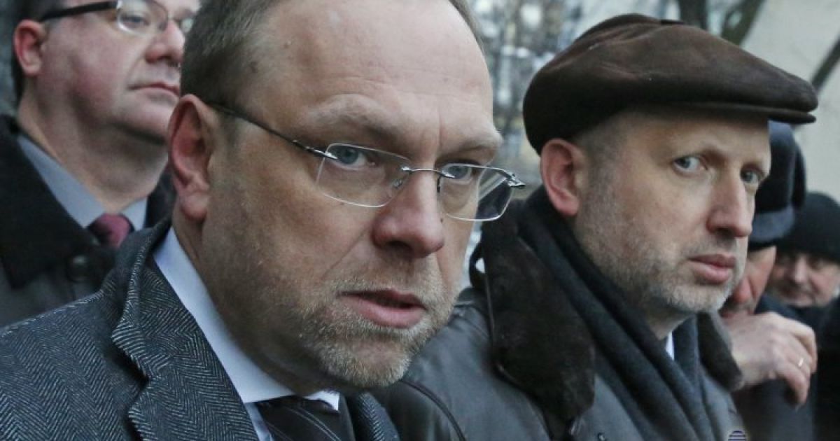 Справа про позбавлення мандата Власенка набирає обертів