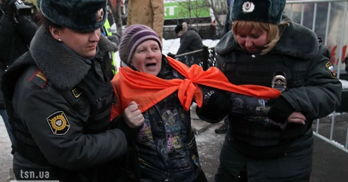 Було затримано кілька десятків людей / © Фото EPA/UPG