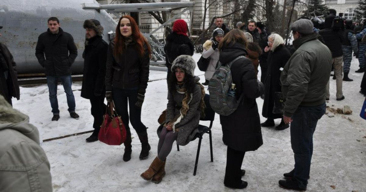 Біля Гостинного двору побилися депутати / © facebook.com/alex.zakletsky