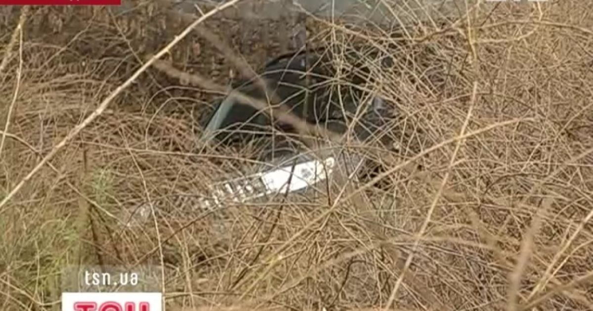 Позашляховик політав над Одесою і приземлився у кущах