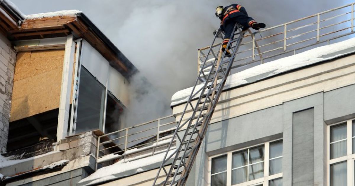 У центрі Києва горів елітний будинок