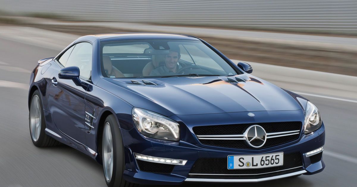 "Найгарячішим" родстером був названий Mercedes-Benz SL550. / © АвтоВести
