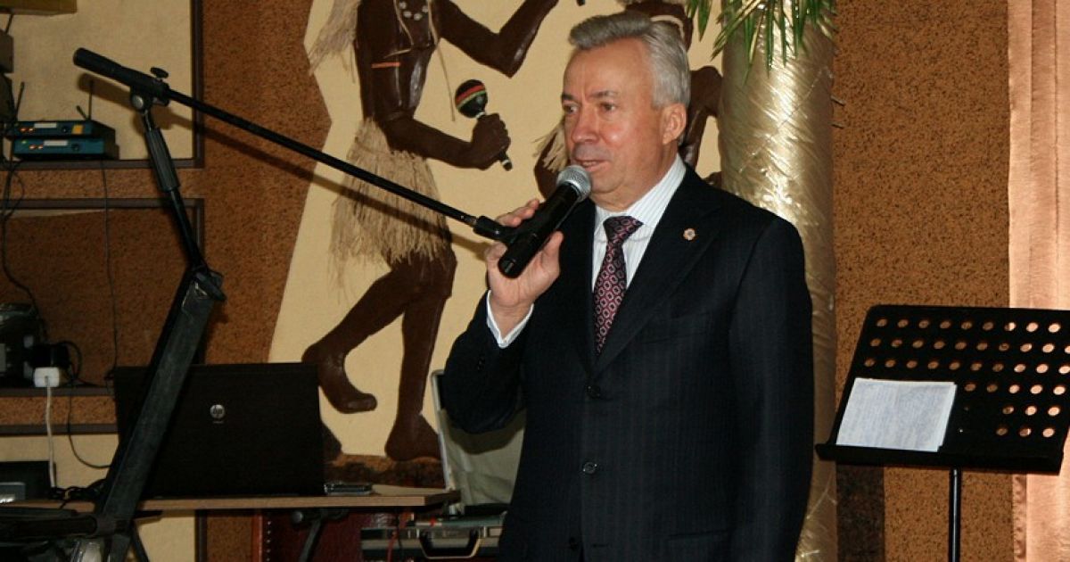 Мер Донецька Лук'янченко роздав грамоти чорнобильцям у стриптиз-барі