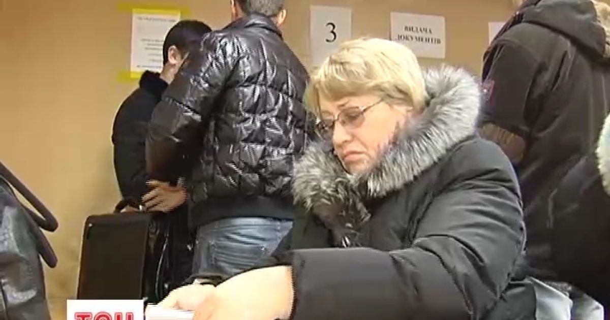 Черги на реєстрацію майна не зменшуються