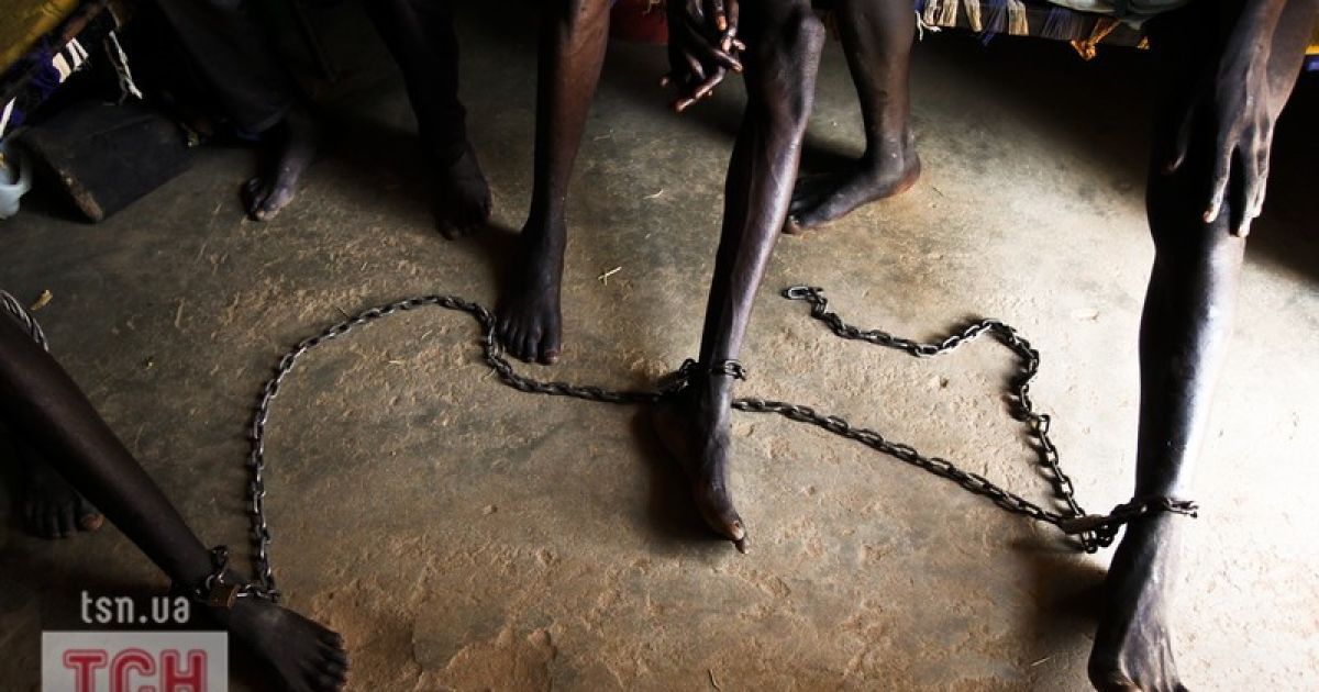 В'язниця у Південному Судані, де 600 злочинців не мають практично жодних умов до існування / © Фото EPA/UPG