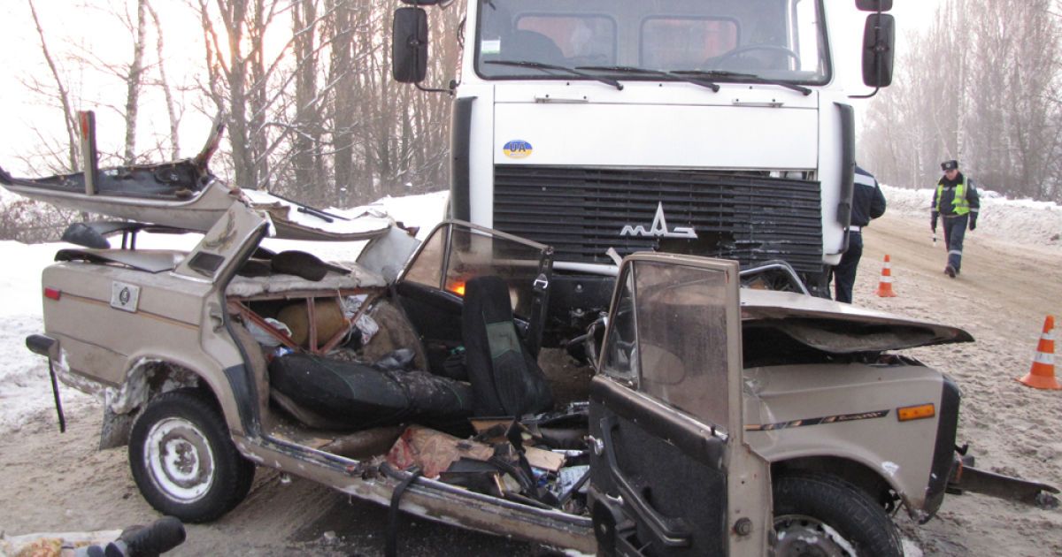 У ДТП загинула молода сім&#039;я