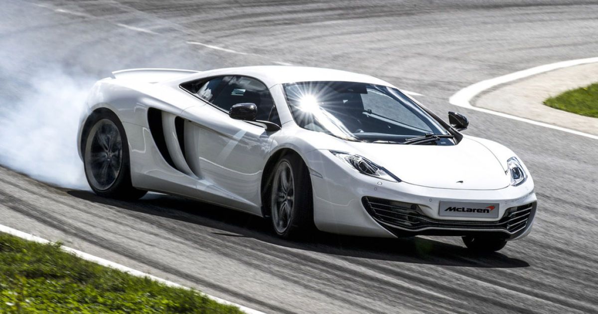 "Гаряча екзотика" - в цій номінації переможцем став McLaren MP4-12C. / © АвтоВести