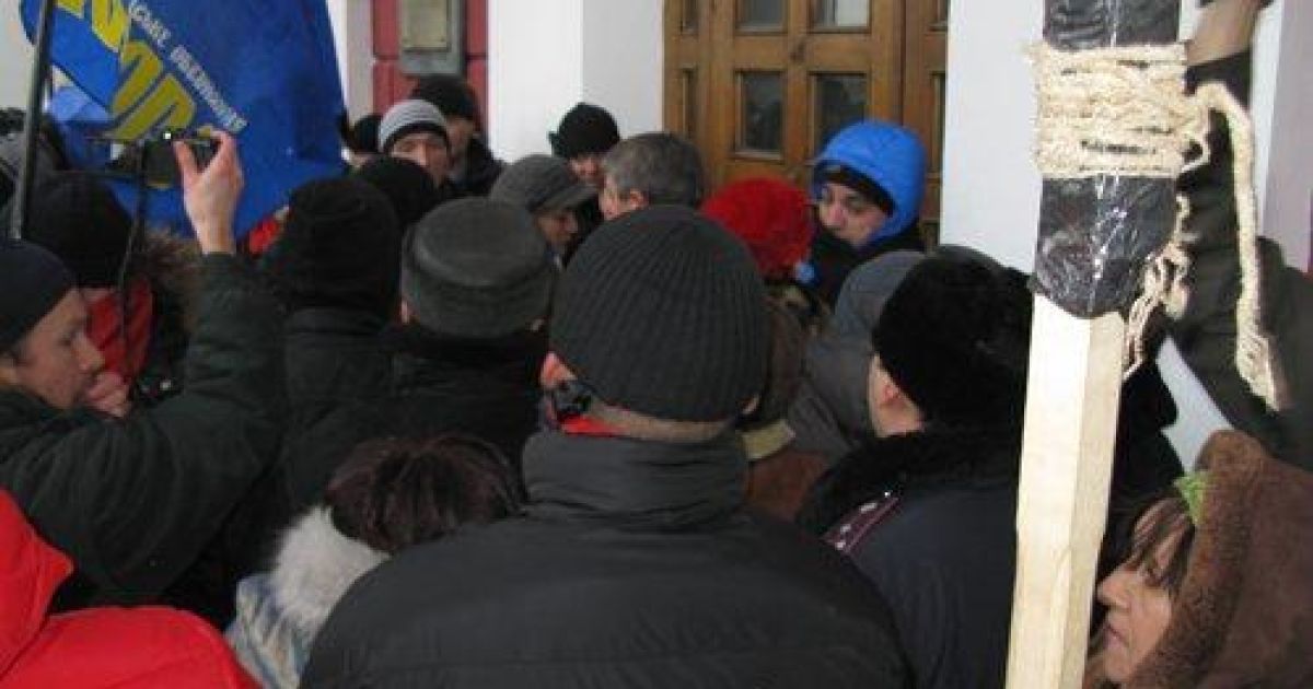 Сьогодні свободівці також штурмували одеську міськраду