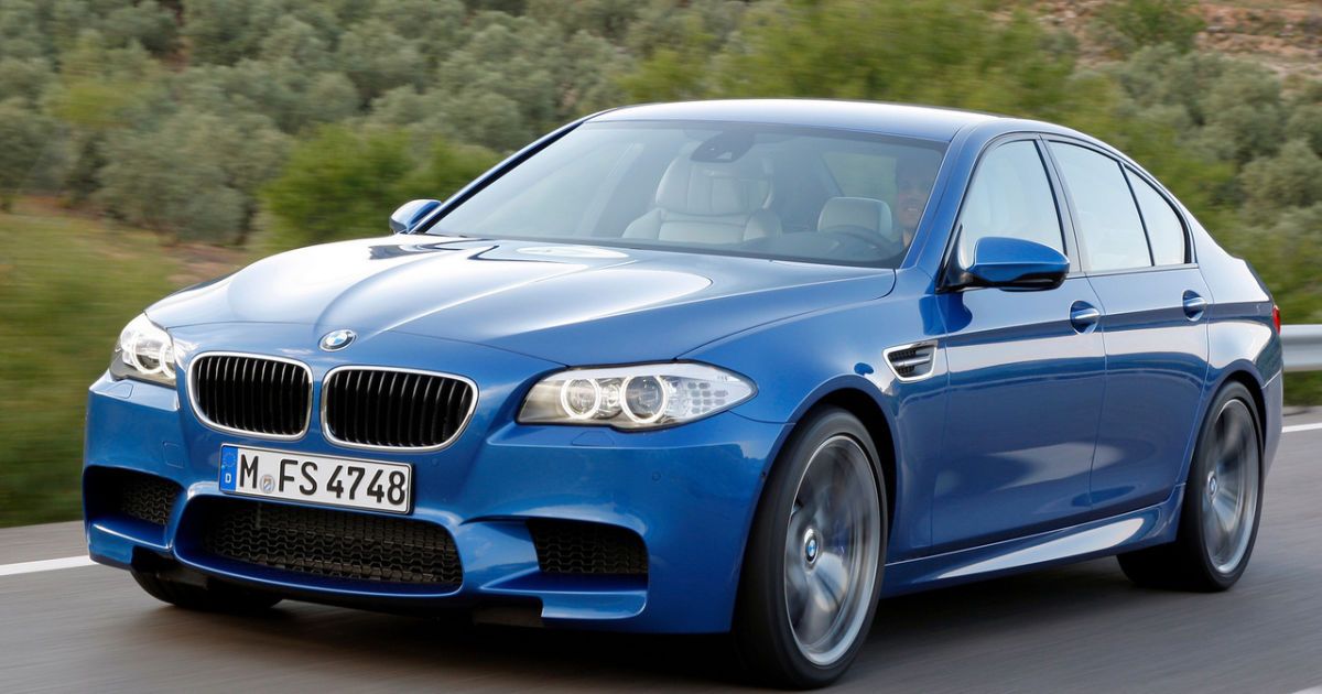Найкращим спортивним седаном названий BMW 5 Series в М-версії. / © АвтоВести
