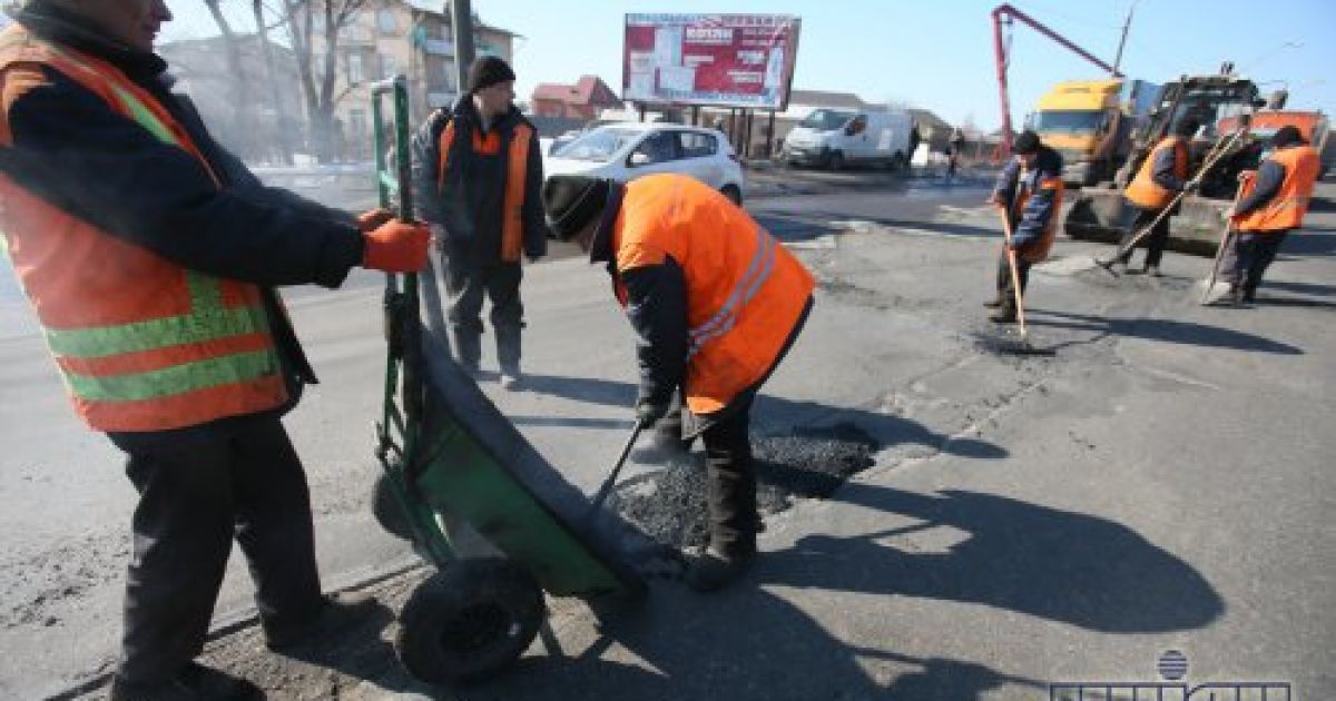 У Києві на дорогах пропала розмітка