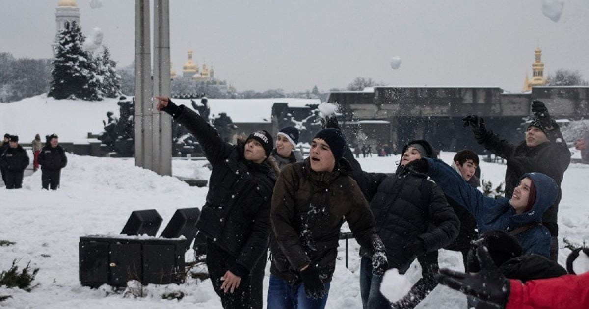 Кияни востаннє масово пограли у сніжки