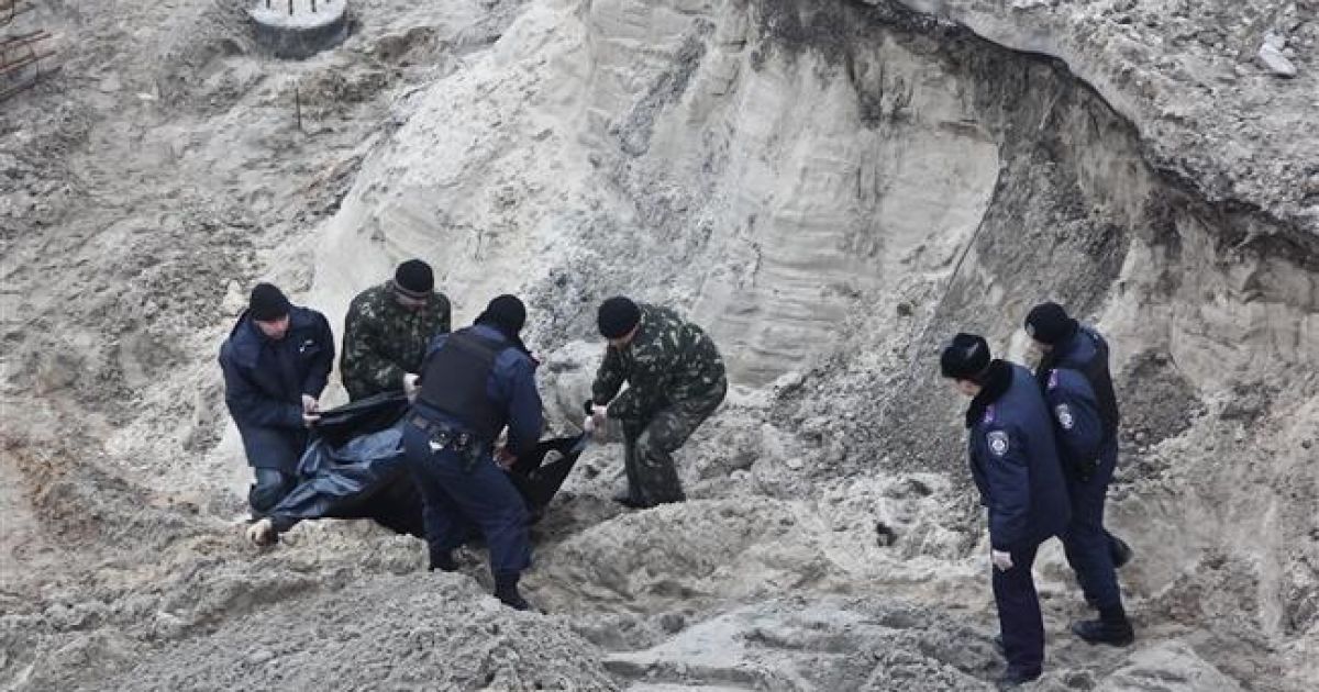 На будмайданчику у Києві кран вбив двох людей / © ЛігаБізнесІнформ