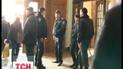 У Львові зупинили рух потягів та евакуювали людей через "мінування" вокзалу