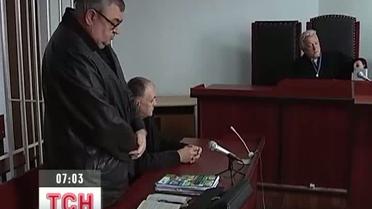 Из-за адвоката перенесли суд по делу хирурга, после операции которого у двух девушек отпали уши