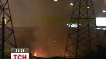 В ночном пожаре в Киеве сгорели три автомобиля