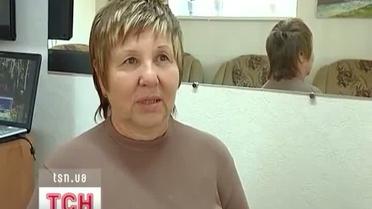 В Севастополе парикмахер стрижет с закрытыми глазами