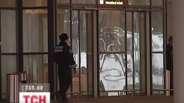 В Донецком аэропорту сегодня искали взрывчатку