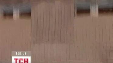 В Чернигове женщина выпала со 2 этажа больницы и разбилась насмерть