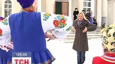 Шестеро бабушек стали популярными благодаря "лисапеду"