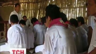 В Мексике малышей начали обучать воздушным танцам