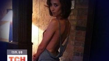 Анна Завальская впервые показала грудь