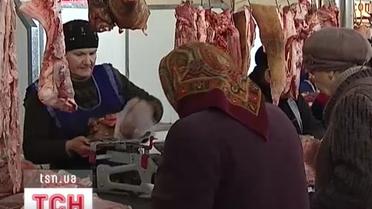 Продовольственная корзина украинцев в 2013-му станет легче и дороже