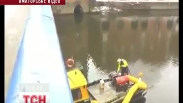 Подростки и спасатель посоревновались в наглости