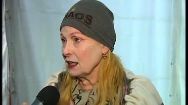 Прославленная Вивьен Вествуд катается по городу только на велосипеде