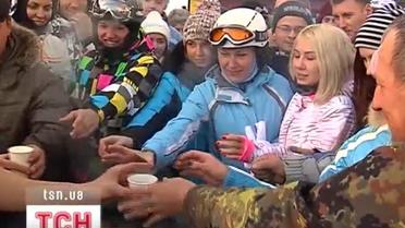 На горнолыжном курорте "Буковель" пытались найти идеальный рецепт глинтвейна