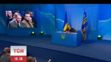 Янукович попросит "немножко потерпеть" к улучшению