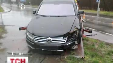 Анатолий Кинах подтвердил, что именно его "Фольксваген" попал в аварию