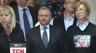 Оппозиционерок, бастующих с Тимошенко, выбросили из больницы