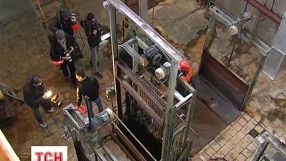 На київському водоканалі показали справжню чоловічу роботу