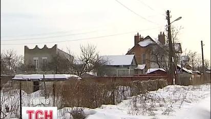 У Києві жителі дачних кооперативів вчаться жити без води і тепла
