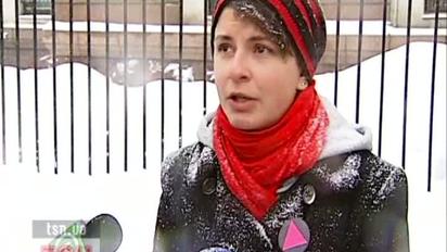 Українські лесбійки просто на вулиці цілувалися на підтримку російських "колег"