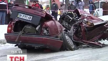 В ситуації на дорогах винна не тільки погода, а й дурні
