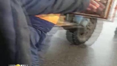 Дороги в Києві нагадують шляхи після авіаударів