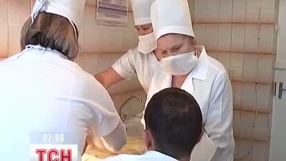 Чоловік у 15-градусний мороз через річку перетнув кордон