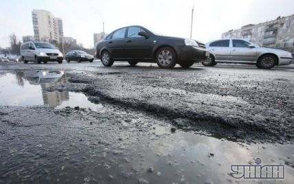 Попов хоче дороги, які не потрібно ремонтувати кожен рік