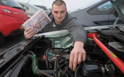 Підліток продає себе за 5 доларів, бо не знайшов роботи