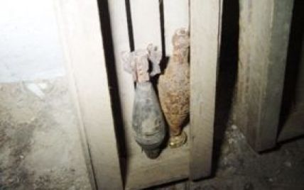 На Полтавщині зросла прикрашена бомбою "новорічна ялинка"