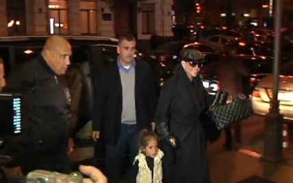 Дженніфер Лопес прилетіла до Києва з коханцем і дітьми