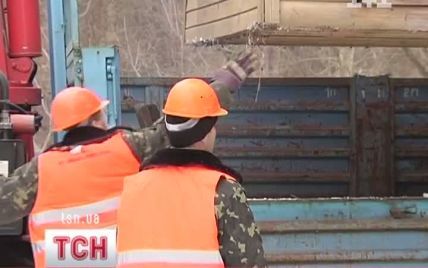 У Києві влаштували "показуху" із знесенням давно непрацюючого ресторану
