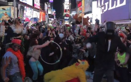 На Тайм Сквер станцювали наймасштабніший Harlem Shake (відео)