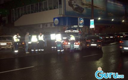 У Донецьку в подвійному ДТП з даішниками постраждали чотири іномарки (фото)