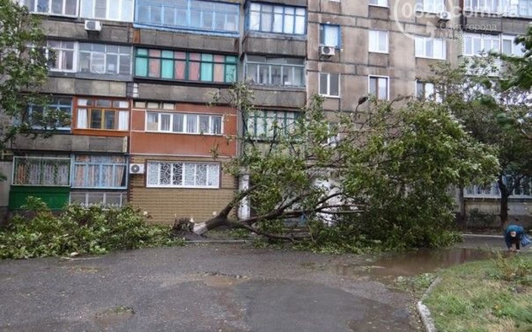 На Маріуполь напав шалений ураган. / © 0629.com.ua