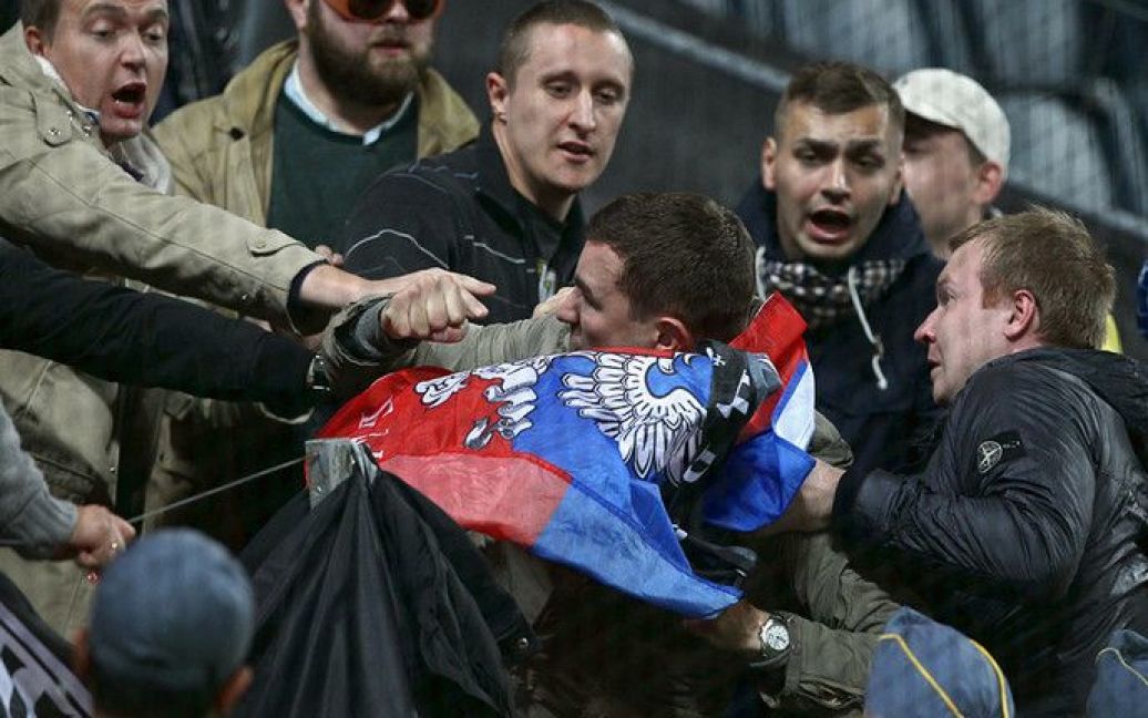 Росіяни побилися через прапор ДНР у Швеції / © gazeta.ru