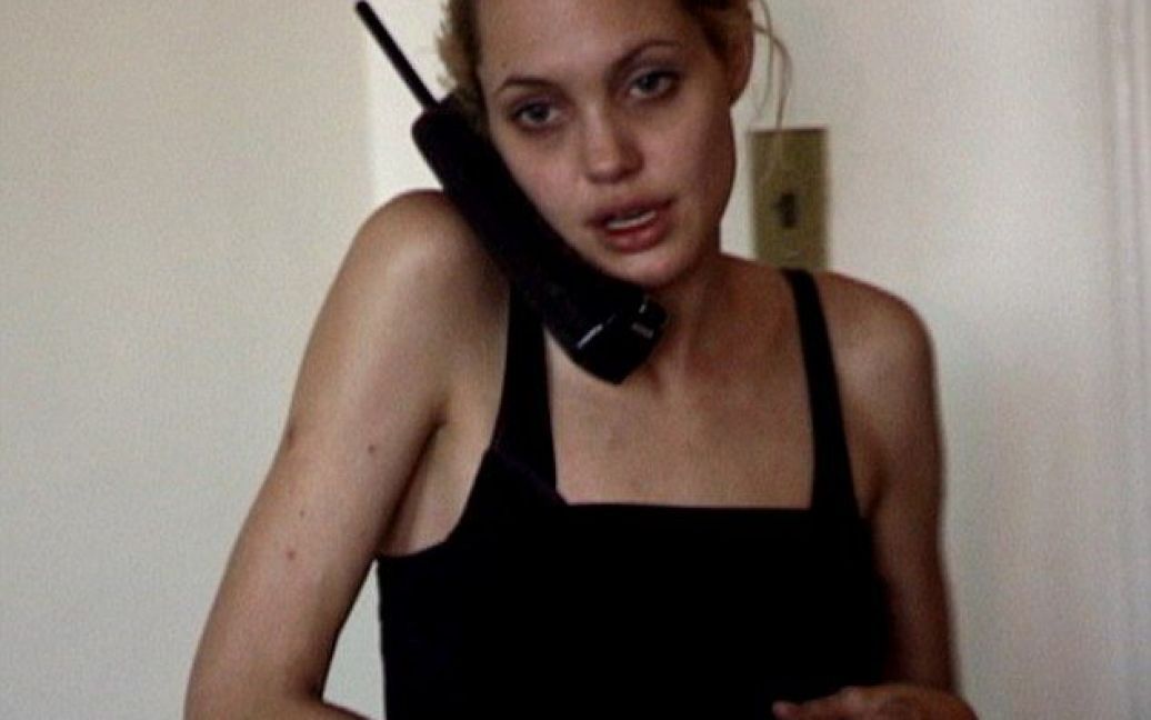Наркодилер Джолі виклав її фото під наркотиками / © vch-uman.in.ua